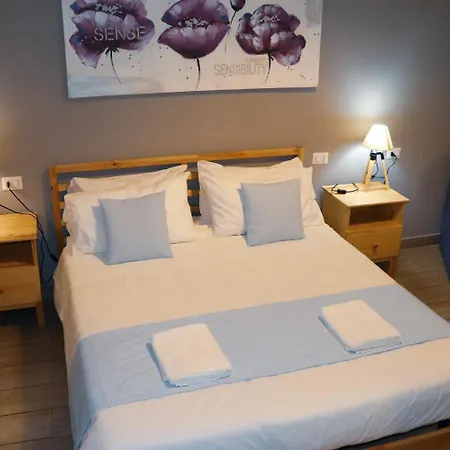 Essenza House Porta Pia Affittacamere 4*