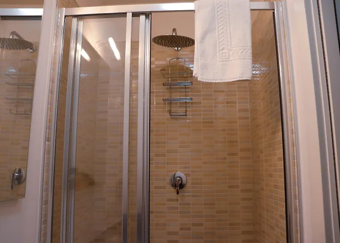 Πανσιόν Essenza House Porta Pia 4*