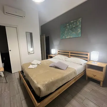 Affittacamere Etruska Porta Pia 2*